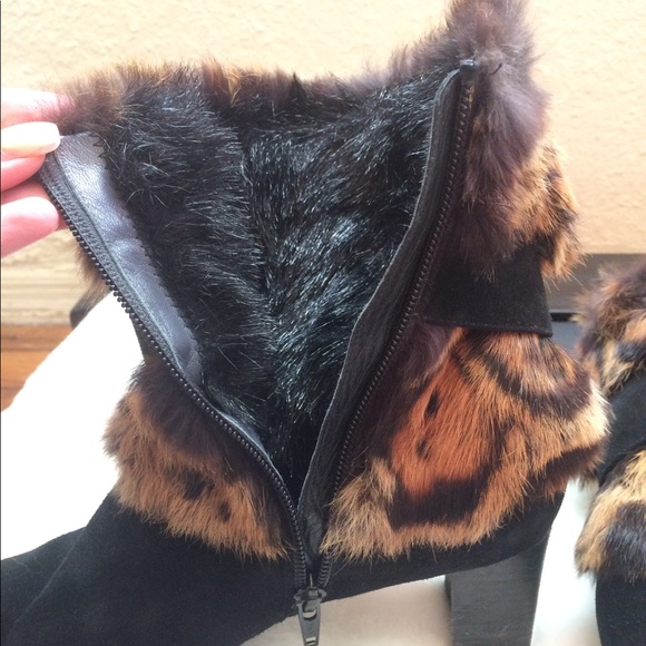 Stuart weitzman fur boots size 7 b - Picture 7 of 7